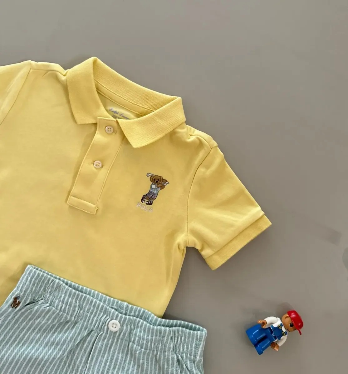 Conjunto Kids Polo Amarela Urso & Bermuda Listrada Verde